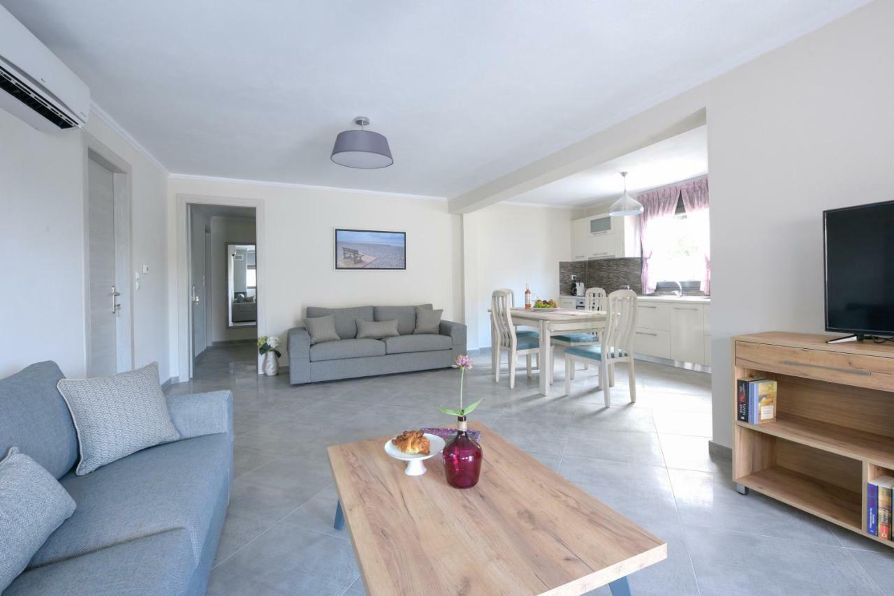W1 Rooms Кавала Экстерьер фото